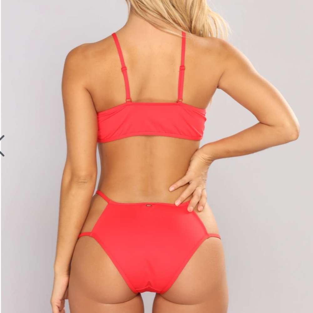FashionNova Red 2pc Bikini Set Medium - Picture 2 of 4